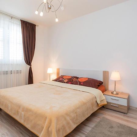 Tasha Apartment โปเรช ภายนอก รูปภาพ