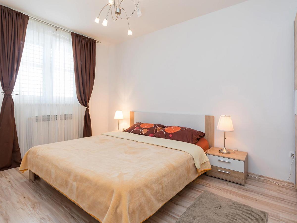Tasha Apartment โปเรช ภายนอก รูปภาพ